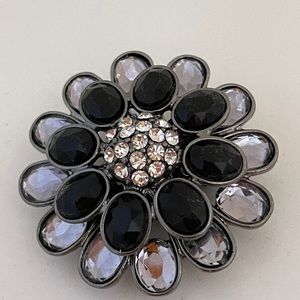 Cocktail costume ring expandable